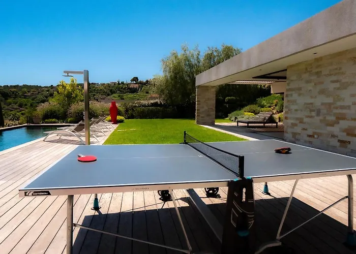 Contemporaine Classee 5 Etoiles Avec Piscine Villa *