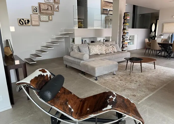 Villa Contemporaine Classee 5 Etoiles Avec Piscine Antibes