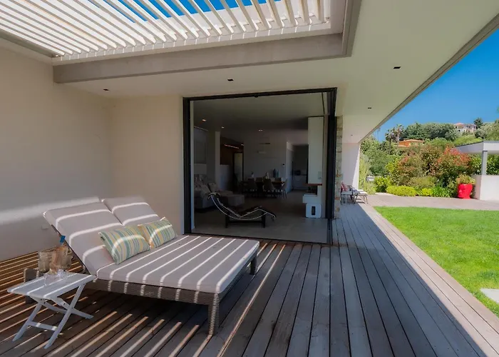 Villa Contemporaine Classee 5 Etoiles Avec Piscine Antibes