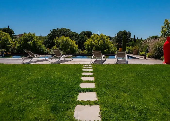 Villa Contemporaine Classee 5 Etoiles Avec Piscine