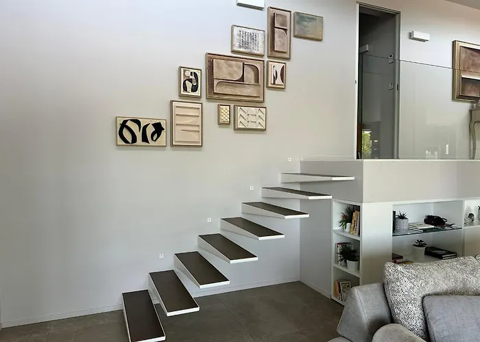 Contemporaine Classee 5 Etoiles Avec Piscine Villa Antibes